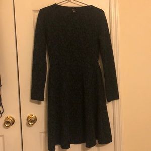 Green leopard print dress. Size M. H&M